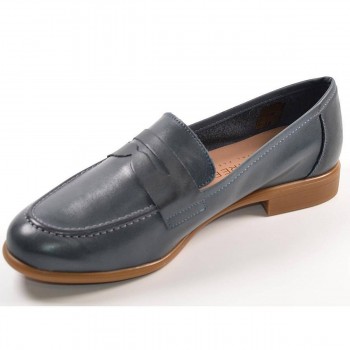 Moka4 Desireé Zapato Mocasín Zapato mocasín en piel. Plantilla en piel y suela de goma antideslizante muy ligera y flexible. Un  2