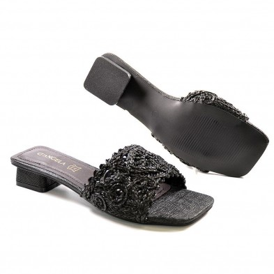 19675 D´Angela. Zueco Chancla tipo Zueco pala en rafia trenzada y tacón de 2 cm.es el complemento perfecto para un look mas rela