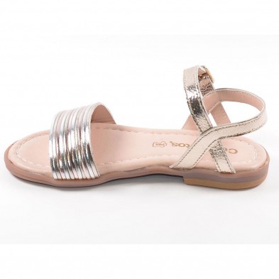 28143 Conguitos Sandalia Sandalia en material sintético metalizado. Cierre en pulsera con hebilla regulable y plantilla acolchad