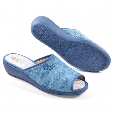 10223 Cmconfort Chancla 10223 CM Confort. Chancla textil con puntera abierta. Plantilla acolchada para un máximo confort. Piso c