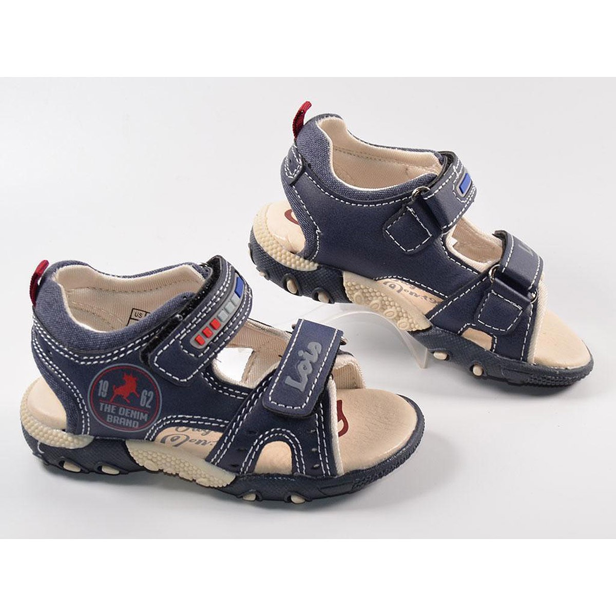 46153 Lois Sandalia Sandalia sintética. Forro interior textil. Cierre de doble velcro, ajustable. Plantilla acolchada, para un m 46153 Lois Sandalia Sandalia sintética. Forro interior textil. Cierre de doble velcro, ajustable. Plantilla acolchada, para un m