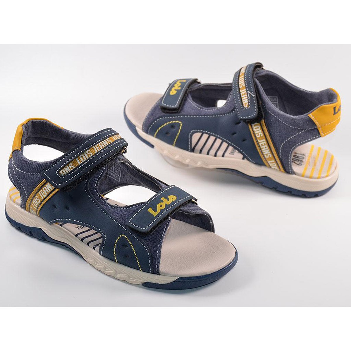 63118 Lois Sandalia Sandalia sintética. Forro interior textil. Cierre de doble velcro, ajustable. Plantilla acolchada, para un m 63118 Lois Sandalia Sandalia sintética. Forro interior textil. Cierre de doble velcro, ajustable. Plantilla acolchada, para un m