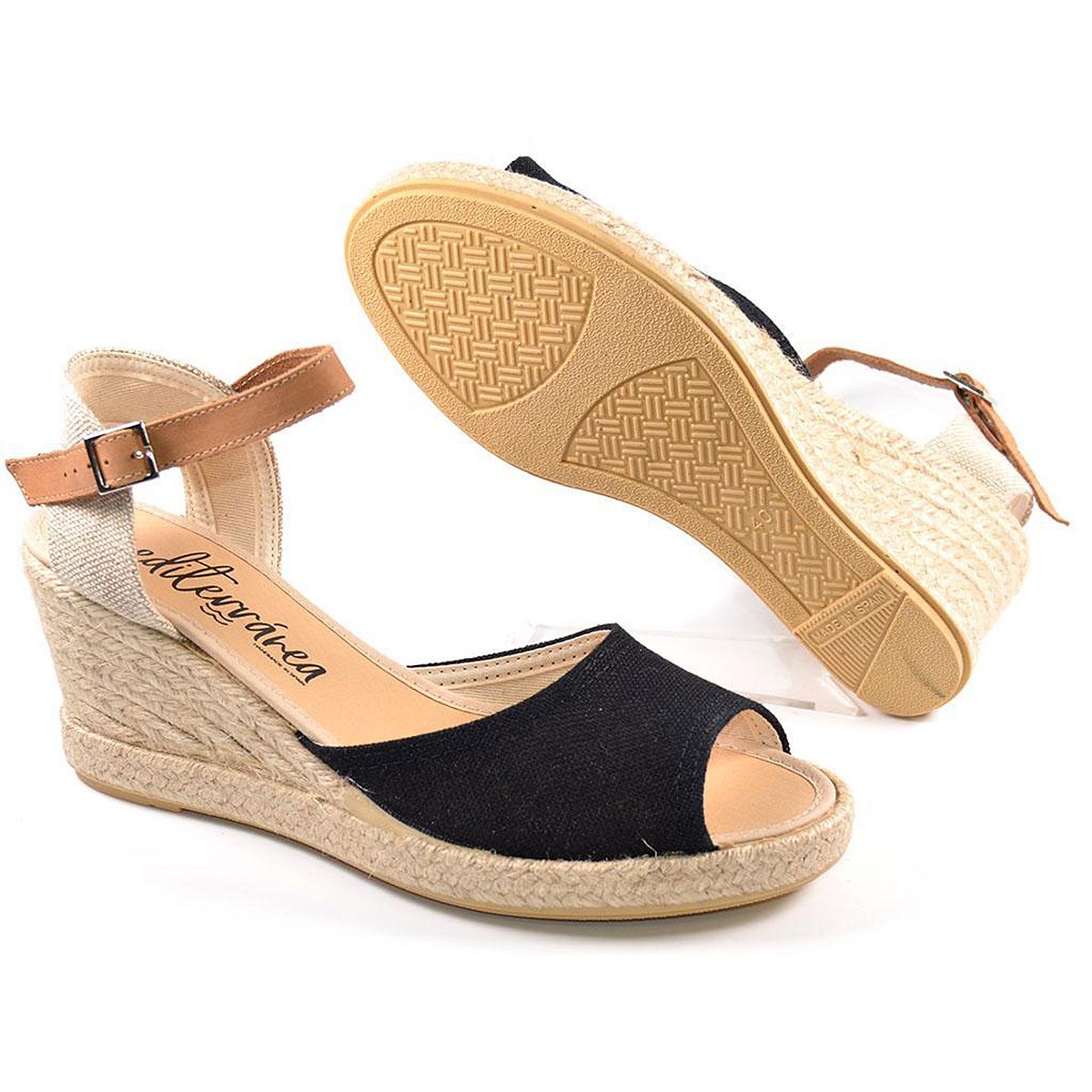 267 Mediterránea Alpargata Zapatilla Alpargata textil, puntera abierta. Platilla acolchada. Cierre pulsera con hebilla ajustable