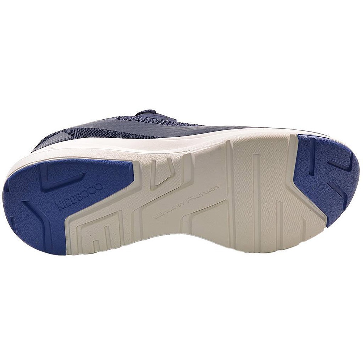 Refire Nicoboco Deportivo Zapatilla Deportivo textil , forro y plantilla textil acolchado. Cierre en cordones. Piso de Eva y sue