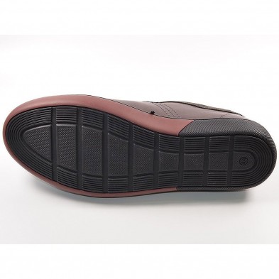 5231 Nuper Zapato Casual Comprar Zapato casual en piel, con cierre en cordones y forro  y plantilla acolchada en textil. Piso de