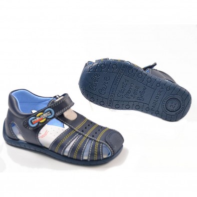 090922 Pablosky Sandalia Sandalia de piel. Puntera y talón reforzado, con velcro ajustable. Plantilla acolchada absorbente y ant