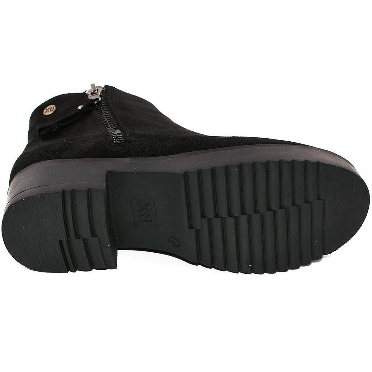 57371 Xti Kids Botín 57371 XTI KIDS. Botín en antelina, forro interior y plantilla textil acolchado. Cierre con cremallera inter