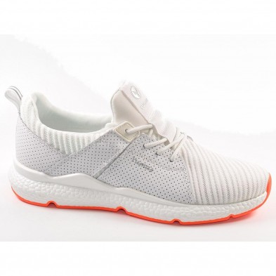 Everton Yumas Sneaker Sneaker piel y serraje, forro textil acolchado transpirable y plantilla confort látex. Cierre en cordones 