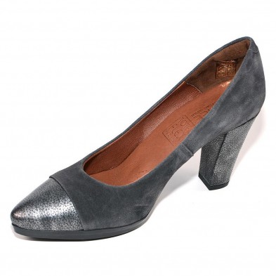 82391 Desireé Zapato Comprar Zapato de piel serraje Con puntera y tacón en piel grabada. Forro textil. Plantilla confort. Plataf