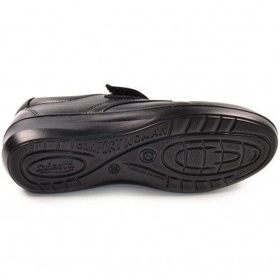 306 Laura Azaña Zapato Confort Comprar Zapato mocasín de piel, forrado en textil y plantilla extraible. Cierre en velcro y piso  306 Laura Azaña Zapato Confort Comprar Zapato mocasín de piel, forrado en textil y plantilla extraible. Cierre en velcro y piso