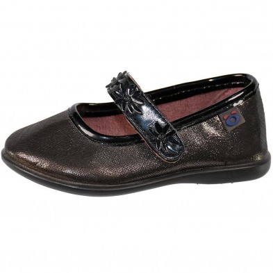 10223 Osito Zapato Mercedes Zapato mercedes en material sintético metalizado. Forrado interior en textil y velcro ajustable. Pis