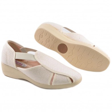 2525 Cosdam Zapatilla 2525 COSDAM. Zapatilla textil con elasticos laterales. Planta acolchada y piso de cuña en caucho antidesli