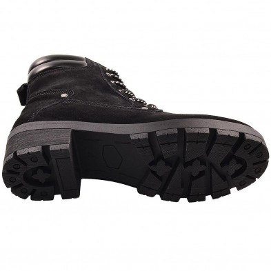 K01206 Kelara Botín Comprar Botín en piel serraje, forro interior textil y cierre en cordones y cremallera interior. Piso de cau