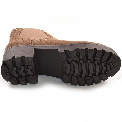 Leonor Chika10 Botín Comprar Botín en ante sintético, forrado interior en textil y elásticos en ambos lados. Piso plataforma en Leonor Chika10 Botín Comprar Botín en ante sintético, forrado interior en textil y elásticos en ambos lados. Piso plataforma en