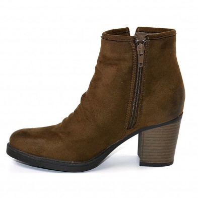 9227 Isteria Botín Comprar Botín de ante sintético. Forro textil acolchado y cierre con cremallera interior. Piso de goma antide 9227 Isteria Botín Comprar Botín de ante sintético. Forro textil acolchado y cierre con cremallera interior. Piso de goma antide