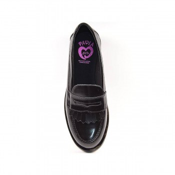 854113 Pablosky Zapato Zapato colegial en piel charol. Forro y plantilla textil inTech transpirable. Piso de goma antideslizante 2