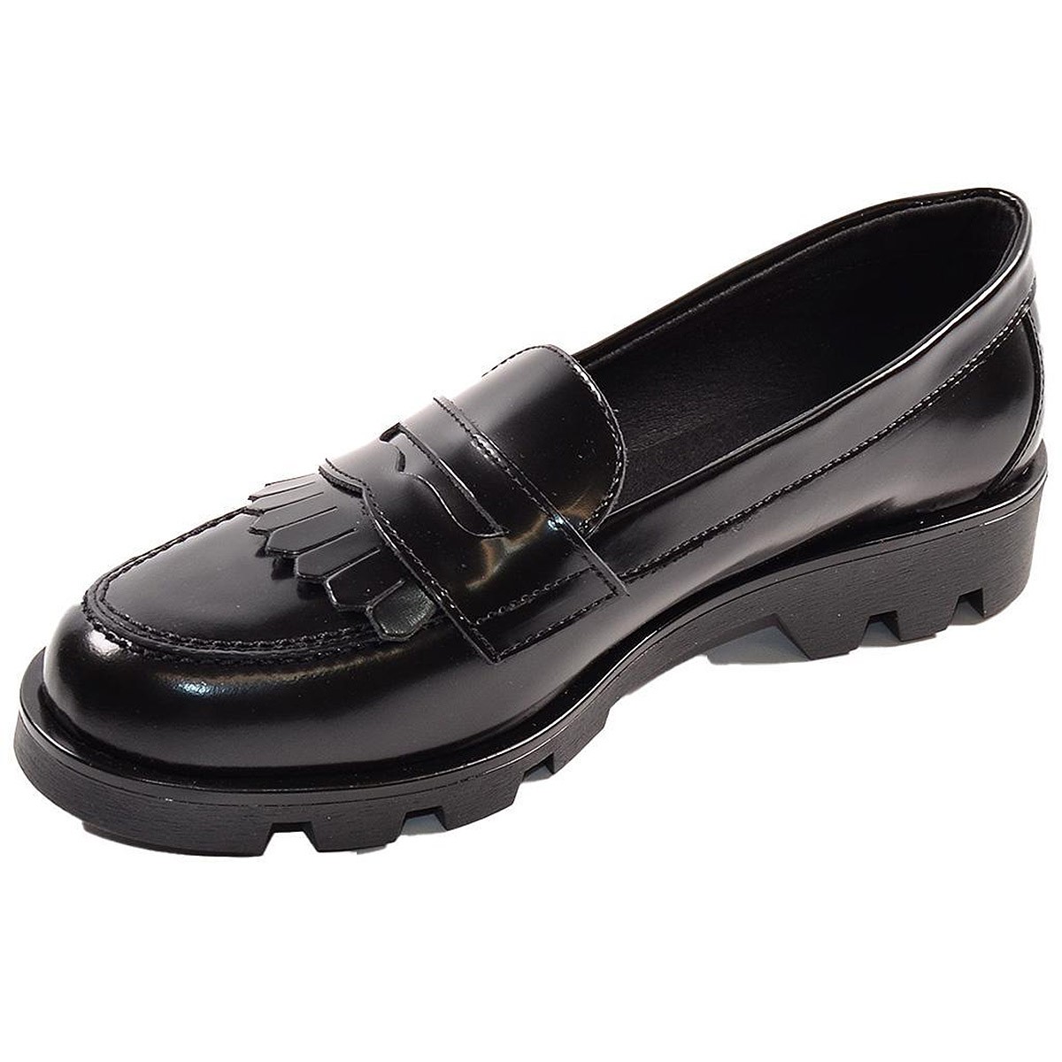 854113 Pablosky Zapato Zapato colegial en piel charol. Forro y plantilla textil inTech transpirable. Piso de goma antideslizante 854113 Pablosky Zapato Zapato colegial en piel charol. Forro y plantilla textil inTech transpirable. Piso de goma antideslizante