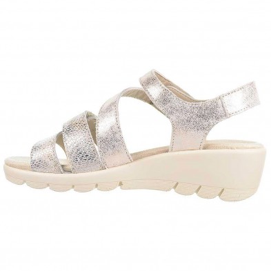 3730 Treintas 30s Sandalia 3730 TREINTAS 30s. Sandalia de piel y pala de doble tira con velcro. Cierre en empeine y plantilla te 3730 Treintas 30s Sandalia 3730 TREINTAS 30s. Sandalia de piel y pala de doble tira con velcro. Cierre en empeine y plantilla te