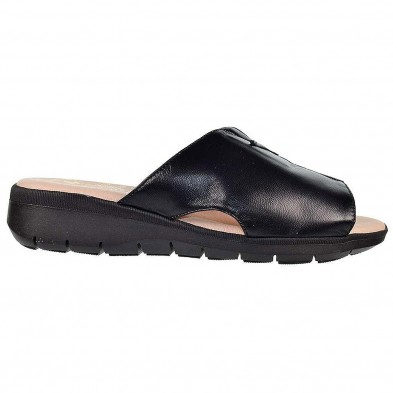 401 Miba Zueco 401 MIBA. Sandalia tipo Zueco en material de piel, forrado interior en piel y plantilla de piel confort. Empeine 401 Miba Zueco 401 MIBA. Sandalia tipo Zueco en material de piel, forrado interior en piel y plantilla de piel confort. Empeine