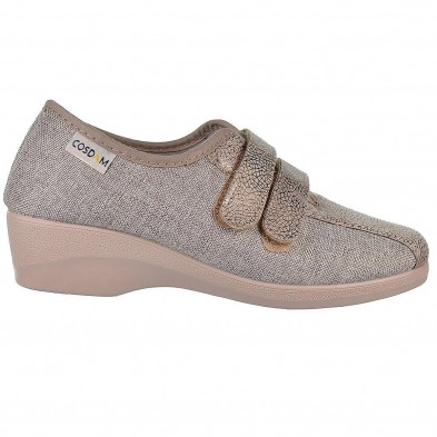 2513 Cosdam Zapatilla 2513 COSDAM. Zapatilla textil combinada con material grabado, cierre con doble velcro ajustable. Piso anti