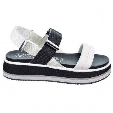 Lis Yumas Sandalia Plataforma LIS YUMAS SANDALIA PLATAFORMA. Fabricado en piel y textil con velcro regulable en talón y empeine. Lis Yumas Sandalia Plataforma LIS YUMAS SANDALIA PLATAFORMA. Fabricado en piel y textil con velcro regulable en talón y empeine.