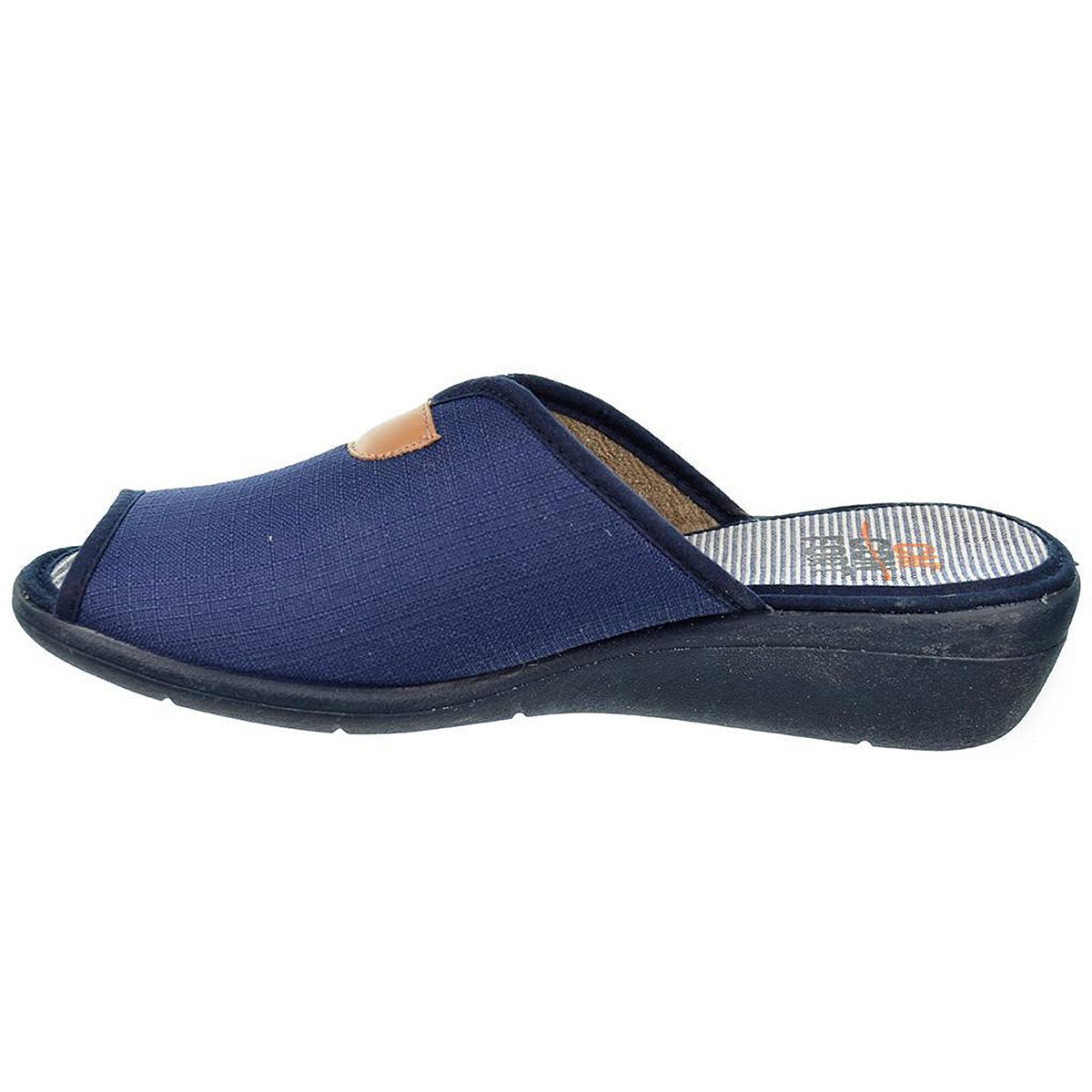 10197 Cmconfort Zapatilla 10197 CMCONFORT. Zapatilla textil destalonada con puntera abierta, plantilla textil acolchada para un 