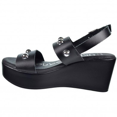 4741 Isteria Sandalia Sandalia de piel, cierre con hebilla regulable. Plantilla acolchada muy confortable. Piso cuña de poliuret 4741 Isteria Sandalia Sandalia de piel, cierre con hebilla regulable. Plantilla acolchada muy confortable. Piso cuña de poliuret