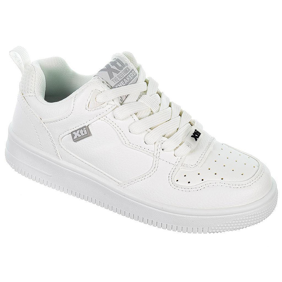 150226 Xti Kids. Zapato sport Zapato sport en material sintético, forro interior y plantilla textil acolchado. Cierre en cordone 150226 Xti Kids. Zapato sport Zapato sport en material sintético, forro interior y plantilla textil acolchado. Cierre en cordone