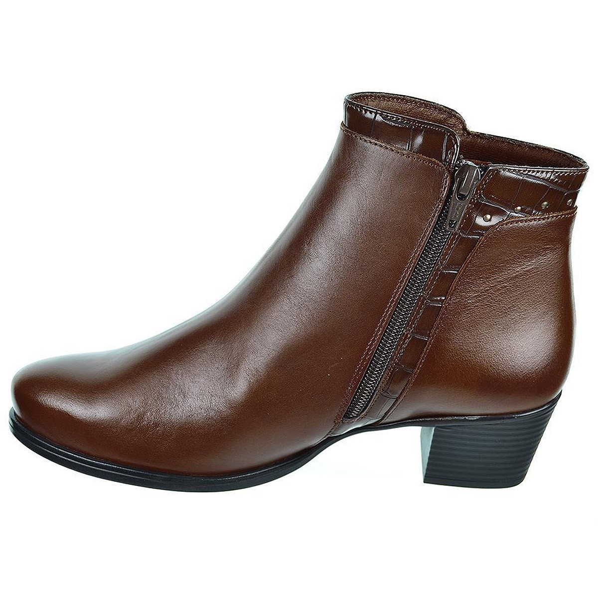 Neus15 Desireé Botín Botín de piel con forro textil Dry Adsorber, plantilla de piel acolchada. Cremallera lateral. Suela antides Neus15 Desireé Botín Botín de piel con forro textil Dry Adsorber, plantilla de piel acolchada. Cremallera lateral. Suela antides