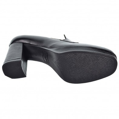 Julie4 Desireé Zapato Piel Zapato de piel. Forro en textil y cierre con cremallera interior. Piso con plataforma de 1´5cm y tacó