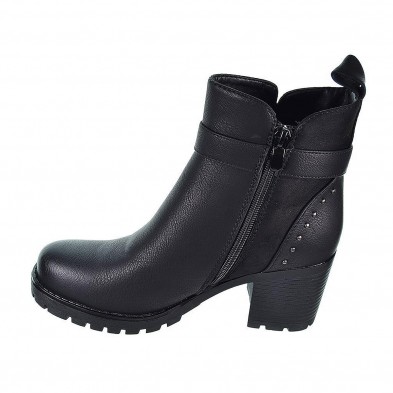 22520 Amarpies Botín Botín sintético y antelina. Forrado acolchado y plantilla extraible. Cierre con cremallera interior. Piso d