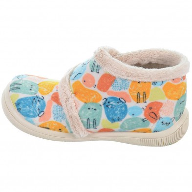Moate Gioseppo Zapatilla Casa estilo Botín Zapatilla estar por casa. Estilo botín en textil y velcro, plantilla acolchada y piso Moate Gioseppo Zapatilla Casa estilo Botín Zapatilla estar por casa. Estilo botín en textil y velcro, plantilla acolchada y piso