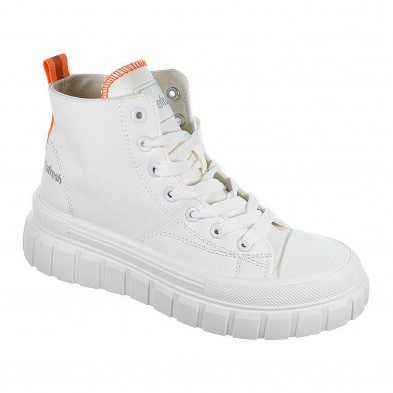 170791 Refresh Zapatilla tipo Botín de lona. Cordones y plantilla textil acolchada. Piso y puntera de goma antideslizante.