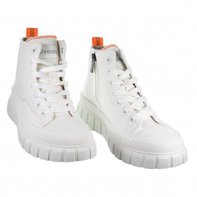 170791 Refresh Zapatilla tipo Botín de lona. Cordones y plantilla textil acolchada. Piso y puntera de goma antideslizante.