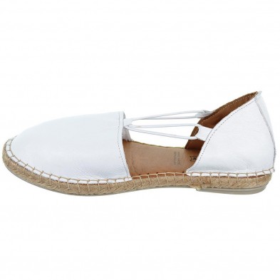 Carla Top3 Camping Piel Alpargata con elásticos. Forro textil, plantilla piel acolchada suela de goma con yute. Carla Top3 Camping Piel Alpargata con elásticos. Forro textil, plantilla piel acolchada suela de goma con yute.