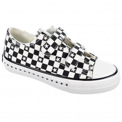 128323 Conguitos Zapatilla de lona con estampado de cuadros y forro textil. Velcro. Piso y puntera de goma antideslizante.