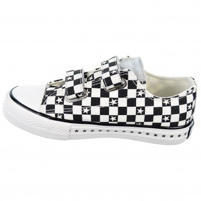 128323 Conguitos Zapatilla de lona con estampado de cuadros y forro textil. Velcro. Piso y puntera de goma antideslizante.