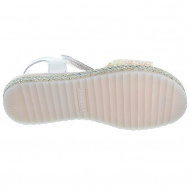 420908 Pablosky Sandalia textil piel cierre en velcro. Plantilla textil acolchada antibacterias. Suela goma perfil yute 420908 Pablosky Sandalia textil piel cierre en velcro. Plantilla textil acolchada antibacterias. Suela goma perfil yute