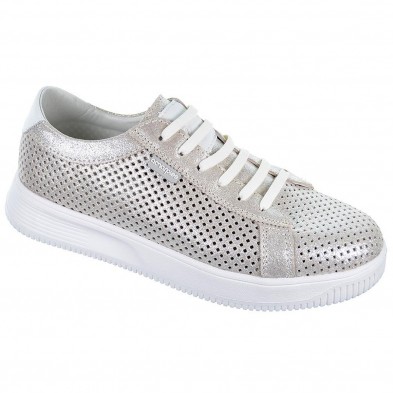 17086 Amarpies Zapato Casual de Mujer en piel perforada. Plantilla acolchada confort extraíble. Cordones.  suela de caucho.