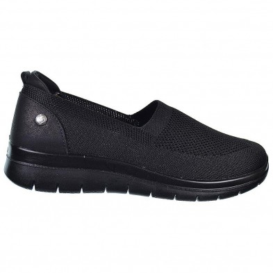 23462 Amarpies Zapato Confort en textil elástico. Plantilla acolchada confort extraíble. suela de caucho con cuña muy ligera