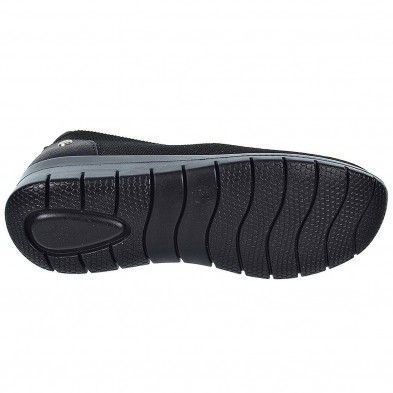 23462 Amarpies Zapato Confort en textil elástico. Plantilla acolchada confort extraíble. suela de caucho con cuña muy ligera