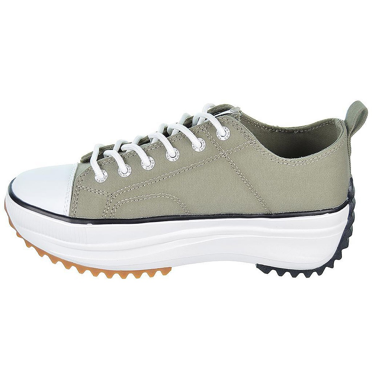 Layla Yumas Sneaker en lona, forro interior en textil y plantilla confort latex. Con cordones. Suela de goma antideslizante. Layla Yumas Sneaker en lona, forro interior en textil y plantilla confort latex. Con cordones. Suela de goma antideslizante.