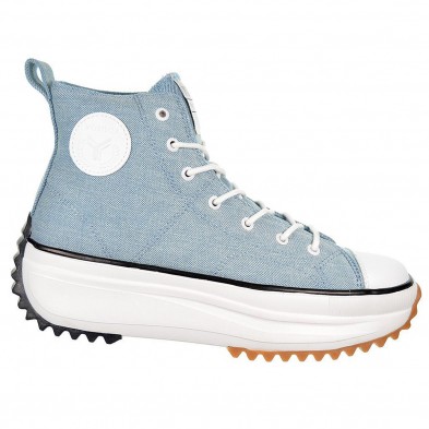 Mia Yumas Botín en lona, forro textil y plantilla confort látex. Con cordones. Entresuela de Eva y piso de goma antideslizante. Mia Yumas Botín en lona, forro textil y plantilla confort látex. Con cordones. Entresuela de Eva y piso de goma antideslizante.