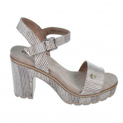 170651 Refresh Sandalia textil Confort. con hebilla. Piso plataforma forrado en textil y tacón ancho de 10cm. antideslizante.