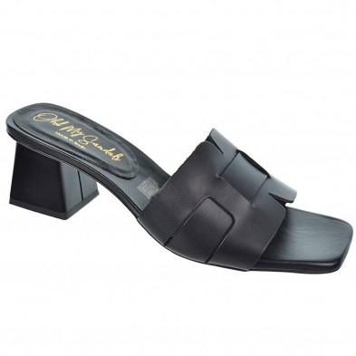 Oh! My Sandals Zueco de piel plantilla piel acolchada, muy confortable. Tacón de 4,5cm.de altura.