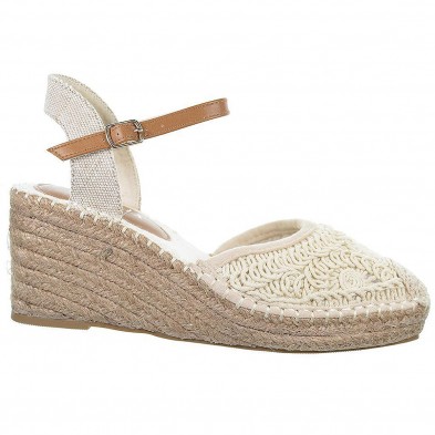 23085 D´Angela Alpargata textil trenzada, cierre en pulsera. Plantilla acolchada. Piso en yute con cuña de 7cm. Antideslizante. 23085 D´Angela Alpargata textil trenzada, cierre en pulsera. Plantilla acolchada. Piso en yute con cuña de 7cm. Antideslizante.