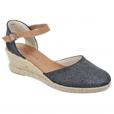 30084 Mediterranea Alpargata textil. Cierre en pulsera con hebilla. Plantilla acolchada. Piso cuña en yute antideslizante. 30084 Mediterranea Alpargata textil. Cierre en pulsera con hebilla. Plantilla acolchada. Piso cuña en yute antideslizante.