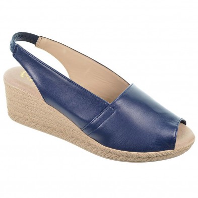 418 Duendy Sandalia piel estilo camping. Plantilla confort y elástico en talón. Con cuña e imitación yute, altura 5cm aprox. 418 Duendy Sandalia piel estilo camping. Plantilla confort y elástico en talón. Con cuña e imitación yute, altura 5cm aprox.