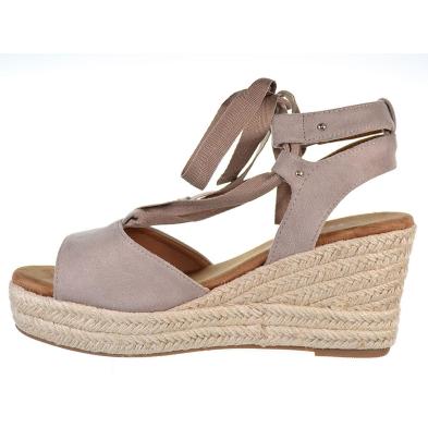 79808 Refresh Sandalia antelina. Cierre en cintas. Forro textil yute. Plantilla acolchada. plataforma cuña 8cm. Antideslizante