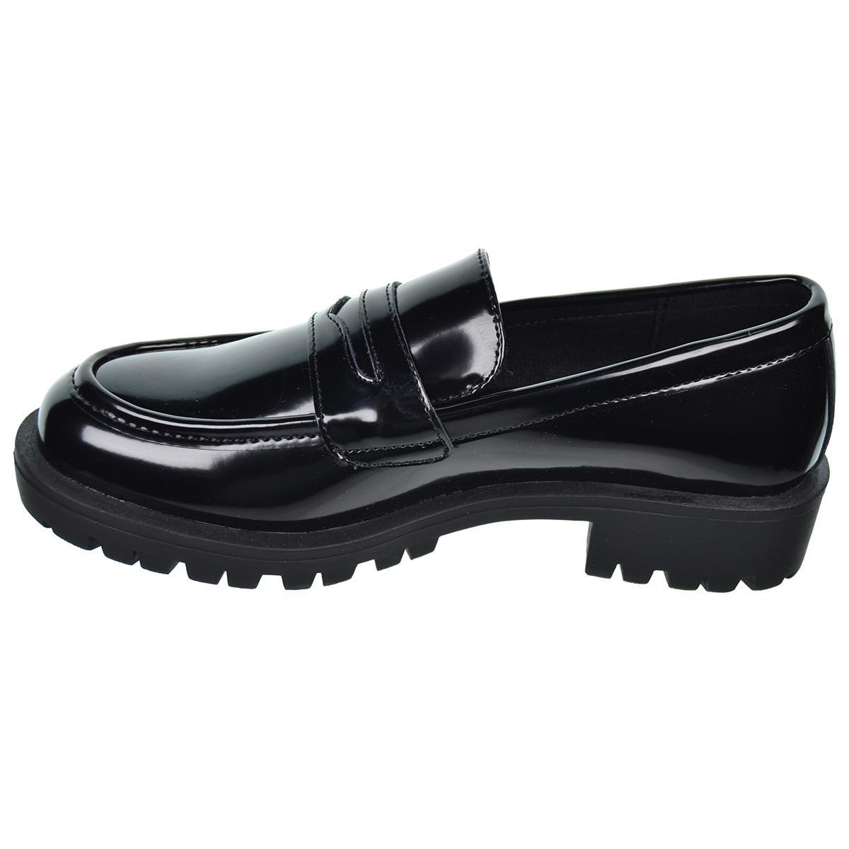 B&W Zapato Mocasín en charol sintético y detalle con antifaz. Suela de goma desdentada antideslizante.